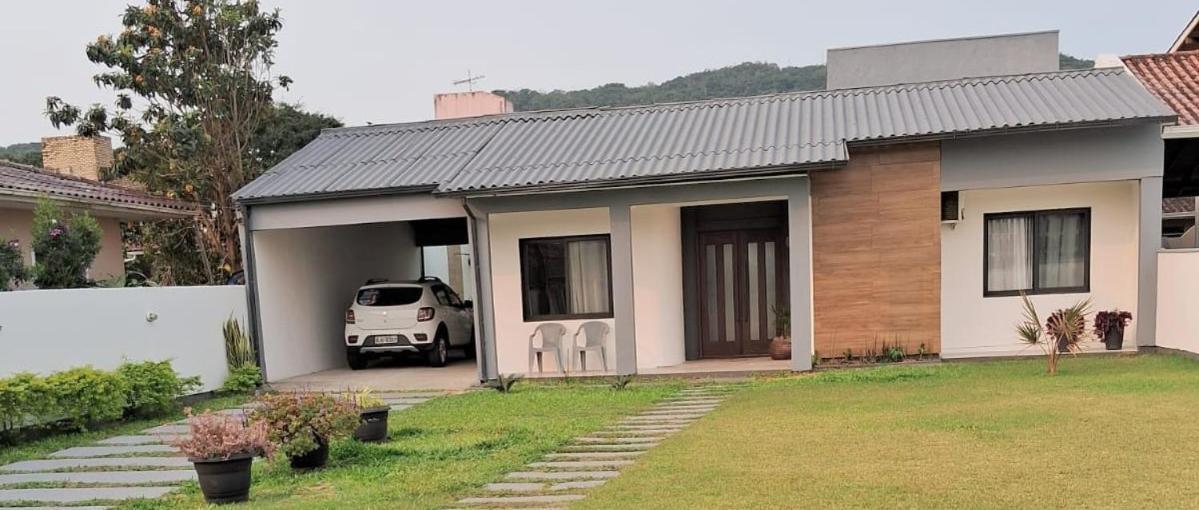 Casa Com Piscina No Campeche * Florianópolis