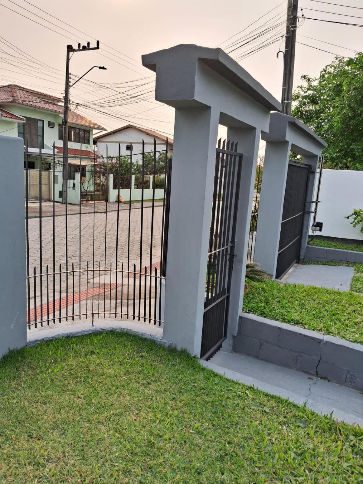 Casa Com Piscina No Campeche *