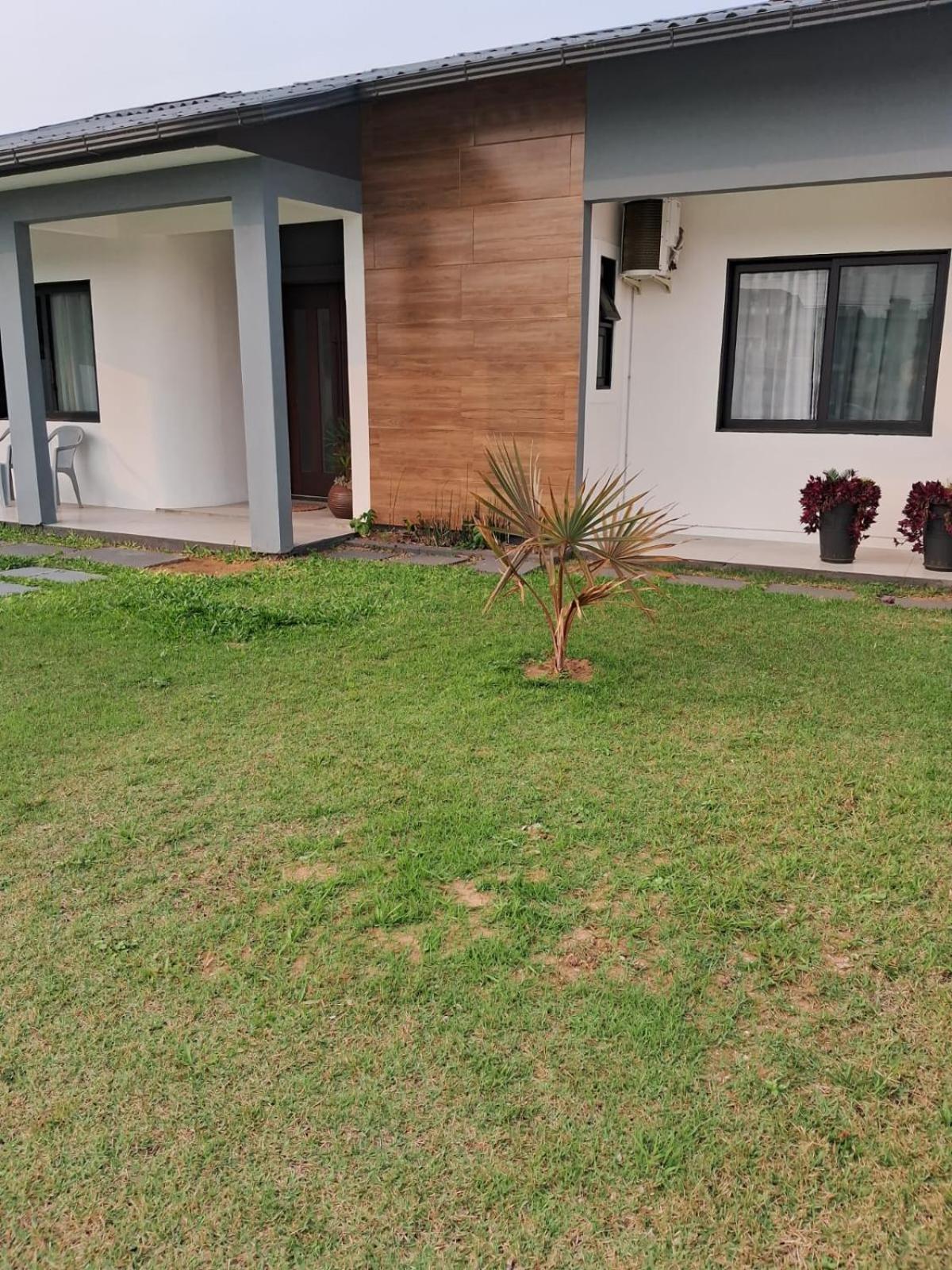 Casa Com Piscina No Campeche Florianopolis